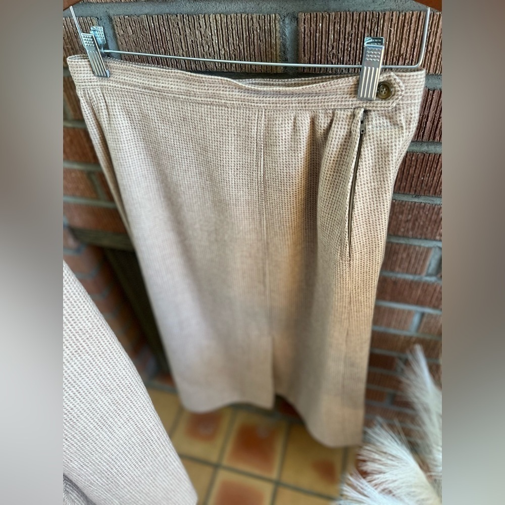 VINTAGE MONTALDOS WOOL SKIRT